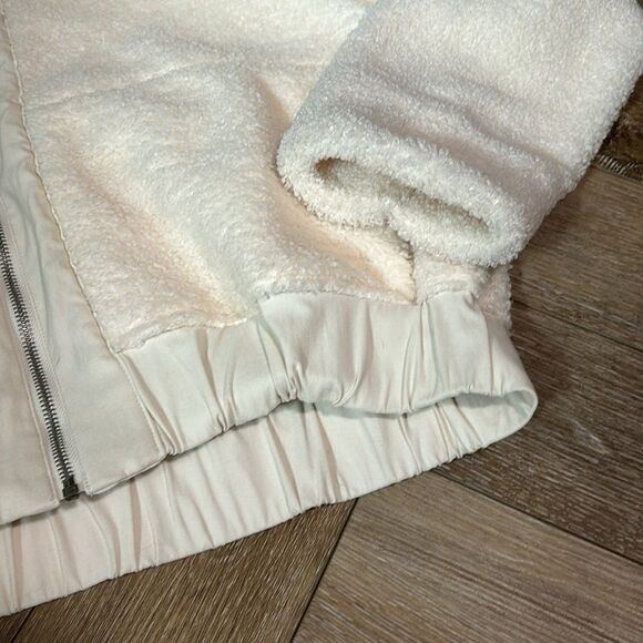 banana republic sherpa bomber jacket - Picture 3 of 6